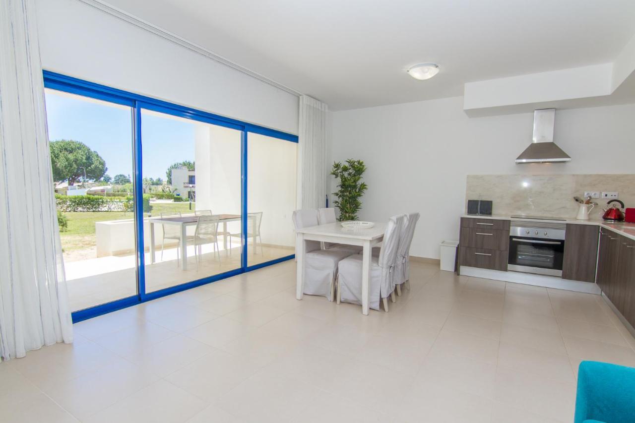 Apartamentos Clube Da Bemposta Alvor Exterior photo